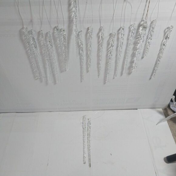 Vintage Christmas Tree Icicles 18 Clear Plastic 5 1/2" Hanging Ornament MCM Lot - Picture 2 of 2